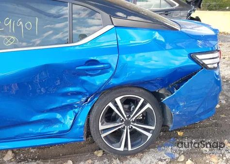 2023 Nissan Sentra Sr Xtronic Cvt z USA, uszkodzony, nr VIN 3N1AB8DV2PY291901